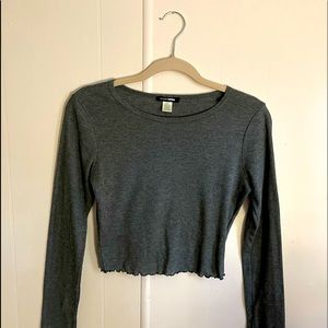 Fashion Nova long sleeve shirt.